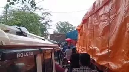 बजाग: बजाग मुख्यालय के साप्ताहिक बाजार में लगा जाम, वीडियो हुआ वायरल