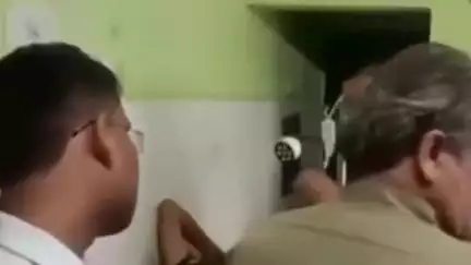 साजा: मोहभट्ठा में पति ने पत्नी और ससुर पर चाकू से किया ताबड़तोड़ हमला, हालत गंभीर