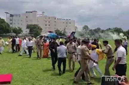 हरिद्वार: गुरुकुल हेलीपैड पर CM धामी से मिलने जा रहे BJP कार्यकर्ता की पुलिस से नोंकझोंक, वीडियो हुआ वायरल
