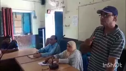 बिसौली: आसफपुर में संभव अभियान एवं दस्तक अभियान को सफल बनाने के लिए खंड विकास अधिकारी ने समीक्षा बैठक बुलाई