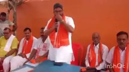 हसपुरा: भाजपा प्रदेश प्रवक्ता ने हसपुरा प्रखंड के कैथी बनकट गांव में ग्रामीणों और कार्यकर्ताओं को दी मतदाता पुनरीक्षण की जानकारी