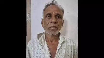 શહેરા: શહેરા પોલીસ મથકના રાયોટીંગ અને આપઘાતની દુષ્પ્રેરણાના ગુન્હામાં નાસતા ફરતા 3 આરોપીઓને બોરીયા ગામેથી ઝડપાયા