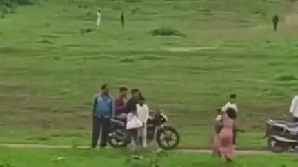 मुलताई: पवित्र नगरी ताप्ती में शराबबंदी के बावजूद अवैध शराब बिक रही, नशे में दो महिलाओं ने की मारपीट