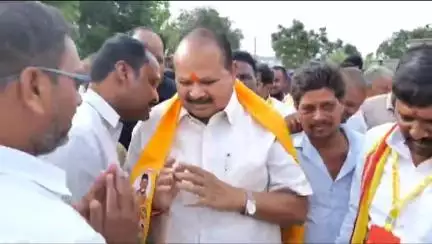 సత్తెనపల్లిలో సుపరిపాలనలో తొలి అడుగు కార్యక్రమంలో పాల్గొన్న MLA కన్నా, MP లావు టిడిపి జిల్లా అధ్యక్షులు కొమ్మలపాటి