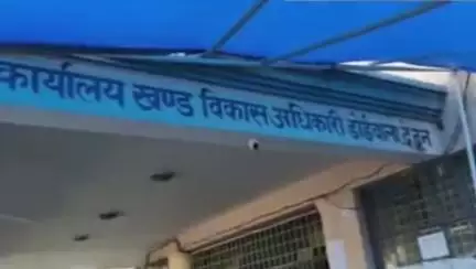 डोईवाला: डोईवाला ब्लॉक में पंचायत चुनाव नामांकन के दूसरे दिन हुआ हंगामा,जनता को हुई भारी परेशानी #jansamasya