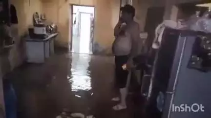 पोकरण: मूसलाधार बरसात के बाद हनुमान पूरा खेड़ा में घरों में घुसा बरसाती पानी, पालिका ईओ ने हालात का लिया जायजा