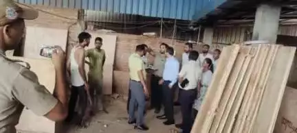 काशीपुर: प्रशासन की टीम ने ग्राम बैलजूडी में एक अवैध गोदाम किया सीज