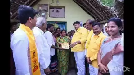 విధ్వంసం నుంచి వికాసం వైపు రాష్ట్ర అభివృద్ధి: 5, 6 వార్డుల్లో పర్యటనలో ఎమ్మెల్యే గురజాల