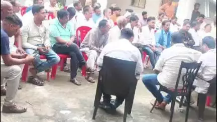 चंदवारा: मुहर्रम शांतिपूर्वक कराने के लिए चंदवारा थाना में शांति समिति की बैठक हुई सम्पन्न
