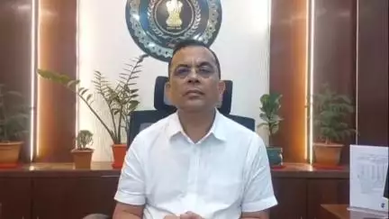 जांजगीर: जांजगीर चांपा जिले में विधानसभा सत्र के दौरान अधिकारियों और कर्मचारियों के अवकाश पर प्रतिबंध