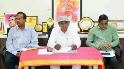 ఇబ్రహీంపట్నం: ఉచితంగా పంపిణీ చేసే విత్తనాలను రైతులకు చేరవేయాలి: ఎమ్మెల్యే కాలే యాదయ్య
