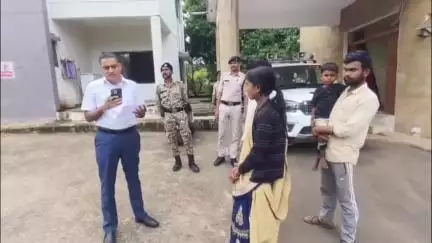 बहोरीबंद: बहोरीबंद में मोहाई के पास पुलिस कर्मियों ने पति-पत्नी और भाई से की मारपीट, पीड़ित पहुंचे पुलिस अधीक्षक के पास