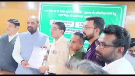 कसमार: जनसुनवाई में शामिल हुआ समाज का प्रतिनिधिमंडल, जायसवाल, कलवार को ओबीसी  केंद्रीय सूची में शामिल की रखी मांग
