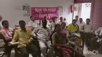 गोंदिया: कॉम्रेड भोजराज रामटेके भवन येथे  महाराष्ट्र राज्य लाल बावटा शेतमजूर युनियन ची सभा संपन्न