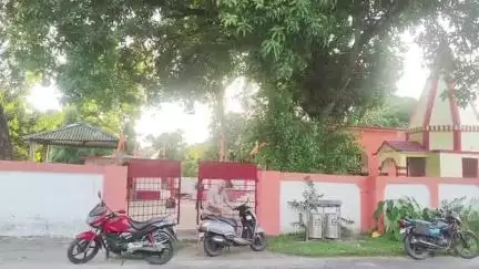 बसंतपुर: वीरपुर नगर के वार्ड 02 स्थित माँ दक्षिनेश्वर काली मंदिर से घंटे की चोरी, थाने में शिकायत दर्ज