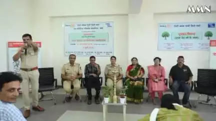 वर्धा: उप प्रादेशिक परिवहन कार्यालय परिसरात वृक्षारोपण व रस्ता सुरक्षा मार्गदर्शन शिबिराचे आयोजन