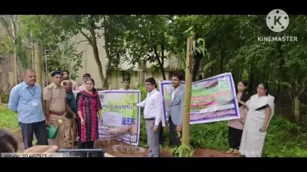 ଫୁଲବାଣୀ ସହର: ଗଛାପଡା ଠାରେ ୭୬ ତମ ବନହୋତ୍ସବ 
ସରକାରୀ ଉଚ୍ଚ ବିଦ୍ୟାଳୟ ପରିସରରେ ଅନୁଷ୍ଠିତ