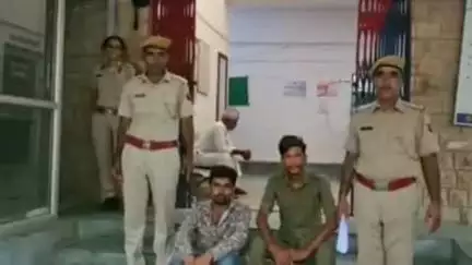 बाड़मेर: युवती के साथ छेड़छाड़ प्रकरण में पुलिस ने एमआर ट्रेवल्स की बस को किया सीज, एक आरोपी गिरफ्तार, बस चालक भी दस्तयाब