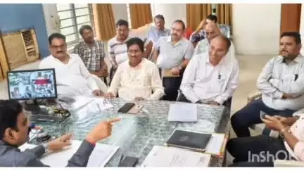 डौण्डीलोहारा: राजहरा व्यापारी संघ, नगरपालिका एवं बीएसपी प्रशासन की अनुविभागीय अधिकारी के समक्ष विभिन्न विषयों पर हुई बैठक