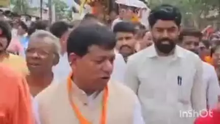 आष्टा: भगवान जगन्नाथ रथ यात्रा: श्रद्धालुओं में रथ खींचने की होड़, फूलों से स्वागत, फलाहारी लड्डू का प्रसाद