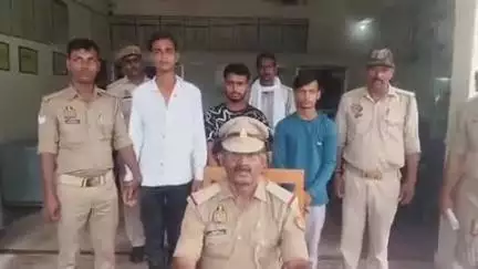 मुगलसराय: पुलिस को मिली बड़ी सफलता, मुगलसराय पुलिस ने 24 घंटे में बकरा चोरी के तीन आरोपियों को बहादुरपुर के पास से गिरफ्तार किया