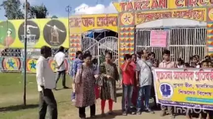 গঙ্গারামপুর: বিশেষ চাহিদা সম্পূর্ণ শিশুদের মুখে হাসি ফোটাতে গঙ্গারামপুর স্টেডিয়ামে সার্কাস দেখালেন স্কুল কর্তৃপক্ষ, খুশি কচিকাঁচারা