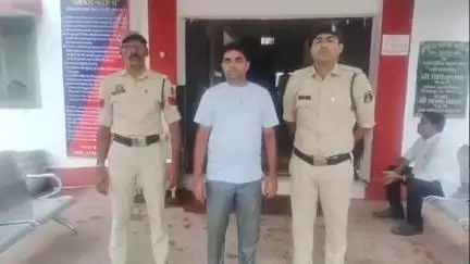 बलौदा: बलौदा पुलिस ने जमीन धोखाधड़ी के मामले में फरार आरोपी को कुरमा गांव से किया गिरफ्तार