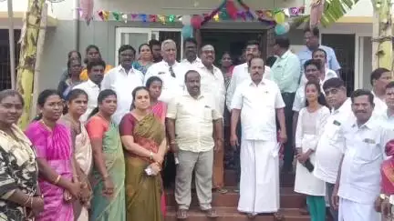 காஞ்சிபுரம்: 49-வார்டு பகுதியில் புதிய நகர்ப்புற சுகாதார மையத்தினை உத்திரமேரூர் எம்எல்ஏ ரிப்பன் வெட்டி பொதுமக்கள் பயன்பாட்டிற்கு திறந்து வைத்தார்