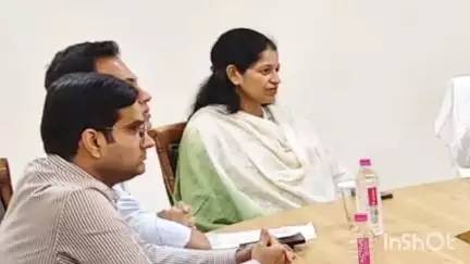 त्योंथर: रीवा कलेक्टर का निर्देश: त्यौंथर जनपद के CEO चाकघाट NH-30 से पशुओं को हटाने के लिए चलाएं विशेष अभियान