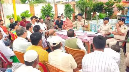 सुल्तानगंज: मुहर्रम पर्व पर सुल्तानगंज थाना परिसर में शांति समिति की बैठक, शांति बनाए रखने की अपील