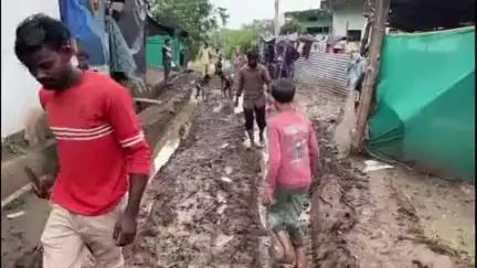 सिलवानी: सिलवानी के वार्ड नंबर 2 में कीचड़ और बदबू से परेशान जनजीवन