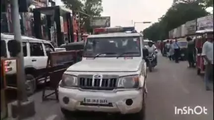 सासाराम: मुहर्रम पर्व को लेकर सासाराम में रोहतास पुलिस अधीक्षक द्वारा किया गया फ्लैग मार्च