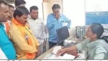 मंठा: तळणी येथील महाराष्ट्र ग्रामीण बँकेच्या शाखाधिकाऱ्यांनी दिली शेतकऱ्यांना अपमानास्पद वागणूक