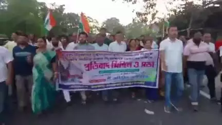 কোচবিহার ১: কোচবিহার রাজারহাটে হল তৃণমূল কংগ্রেসের প্রতিবাদ মিছিল ও সভা, উপস্থিত জেলা সভাপতি