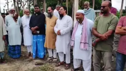 बसंतपुर: कोचगामा के स्कूल में आग लगने की जाँच करने पहुंचे एसडीपीओ, सीओ और वीरपुर थानाध्यक्ष