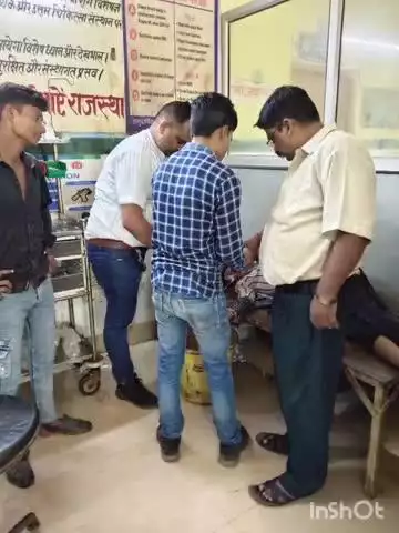धौलपुर: नगला खरगपुर गांव में विषाक्त का सेवन करने से महिला की तबीयत बिगड़ी