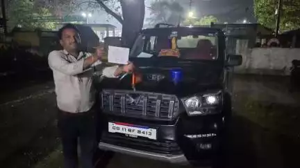जांजगीर: जांजगीर में ट्रैफिक पुलिस ने की बड़ी कार्रवाई, स्कार्पियो गाड़ी में नीली बत्ती लगाकर चला रहे थे निलंबित नगर सेना के जवान