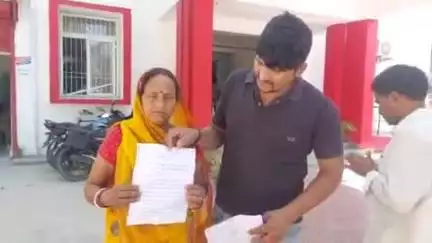 मुशहरी: भूमि विवाद में मोतीपुर निवासी गीता देवी ने ग्रामीण एसपी से मिलकर न्याय की गुहार लगाई