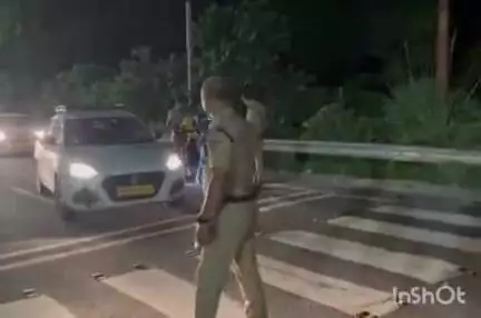 हरिद्वार: चोरी की घटनाओं के बाद ज्वालापुर पुलिस हुई सक्रिय, दिल्ली राष्ट्रीय राजमार्ग पर हरिलोक तिराहे पर वाहनों की चेकिंग