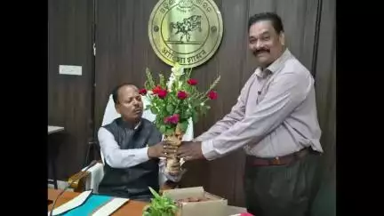 ନୂଆପଡା: ଜିଲ୍ଲାପାଳଙ୍କ ସମ୍ମିଳନୀ କକ୍ଷରେ ହସ୍ତଶିଳ୍ପ ବିଭାଗର ସମୀକ୍ଷା ବୈଠକ ଅନୁଷ୍ଠିତ