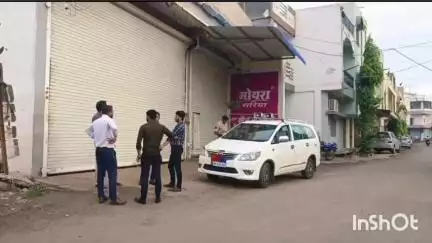 मंदसौर: पिपलियामंडी में सरिया व्यापारी के यहां वित्त मंत्रालय जीएसटी विभाग की टीम ने दी दबिश