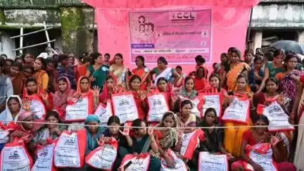 लावालौंग: पोकला उर्फ कसियाडीह पंचायत सचिवालय में महिला स्वास्थ्य सुरक्षा शिविर आयोजित, सुरक्षा किट वितरित