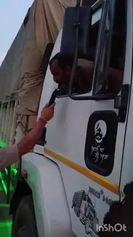 हरिपुर: देहरा पुलिस ने यातायात नियमों की अवहेलना करने वालों पर कसा शिकंजा, नाका लगाकर चालकों की एल्कोहल सेंसर की जांच की