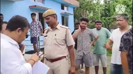 তিনিচুকীয়া: গেলাপুখুৰী গাঁৱত যোৱা তিনি চাৰি বছৰ বিদ্যুতৰ ক্ষেত্ৰত অসুবিধা সৃষ্টি,সমস্যা সমাধানৰ দাবী