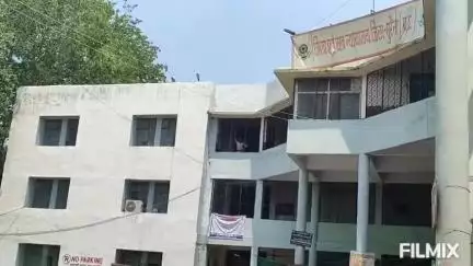 मुरैना नगर: रेत के ट्रैक्टर पकड़ने वाले आरोपी को न्यायालय ने सुनाई 1 साल की कैद और ₹7000 का जुर्माना