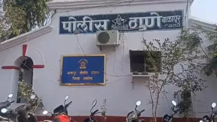 बाळापूर: शहरात शुल्लक कारणावरून दोन गटात राडा ; परस्पर विरोधी तक्रारी वरून १२ जणांविरुद्ध बाळापूर पोलीस स्टेशनला गुन्हा दाखल