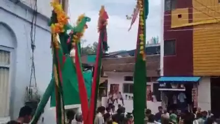बुरहानपुर: मोहर्रम की 7 तारीख पर शहर में निकले अलम, इमाम हुसैन की याद में लोगों ने पिलाया शरबत
