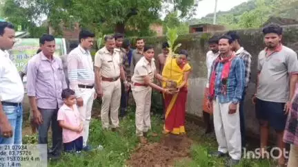 ବୀରମହାରାଜପୁର: ଜାମପାଲି ବନ ସୁରକ୍ଷା ସମିତି ଠାରେ 76 ତମ ବନ ମହୋତ୍ସବ ପାଳିତ
