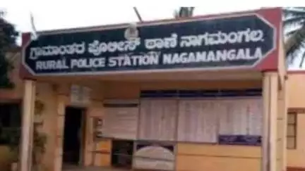 ನಾಗಮಂಗಲ: ಅರೆಹಳ್ಳಿಯಲ್ಲಿ ಮಹಿಳೆಯನ್ನ ಅಡ್ಡಗಟ್ಟಿ 45 ಗ್ರಾಂ ತೂಕದ ಮಾಂಗಲ್ಯ ಸರ ಕಸಿದು ಪರಾರಿ