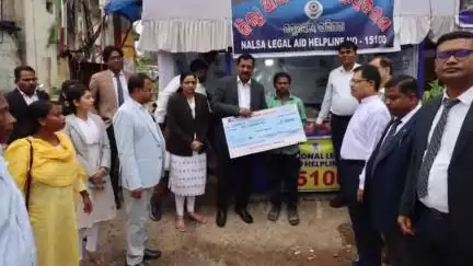 ବାରିପଦା ମ୍ୟୁନିସିପାଲଟି: ରଥ ପଡିଆ ଠାରେ ଜିଲ୍ଲା ଆଇନ ସେବା ପ୍ରାଧିକରଣ ତରଫରୁ ହିତାଧିକାରୀଙ୍କୁ ସହାୟତା ବଣ୍ଟନ